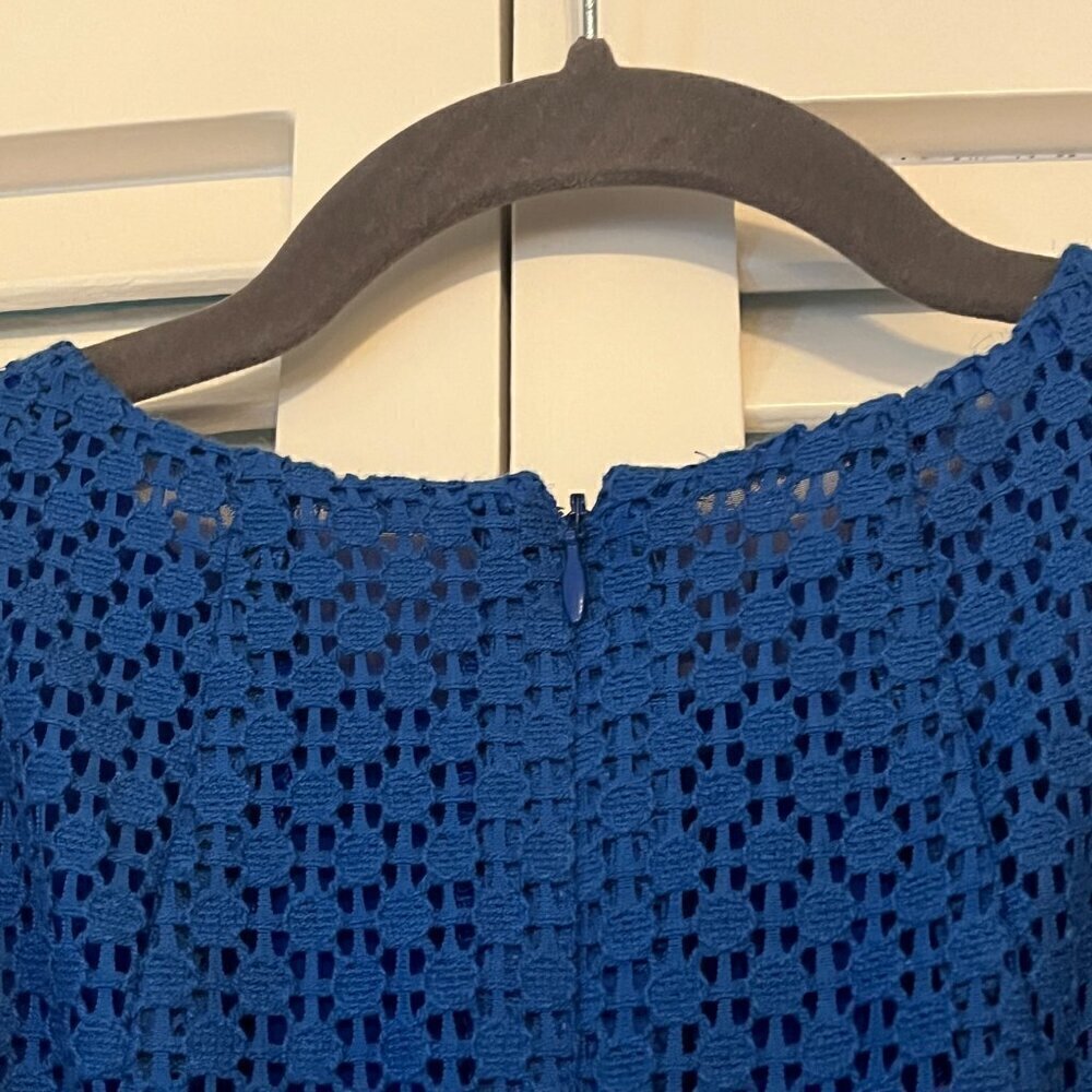 Akris Punto blue dress 6 sleeveless lace EUC - Picture 8 of 12